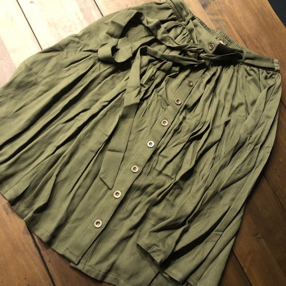 Modcloth Dresses & Skirts - Olive Green Modcloth Skirt